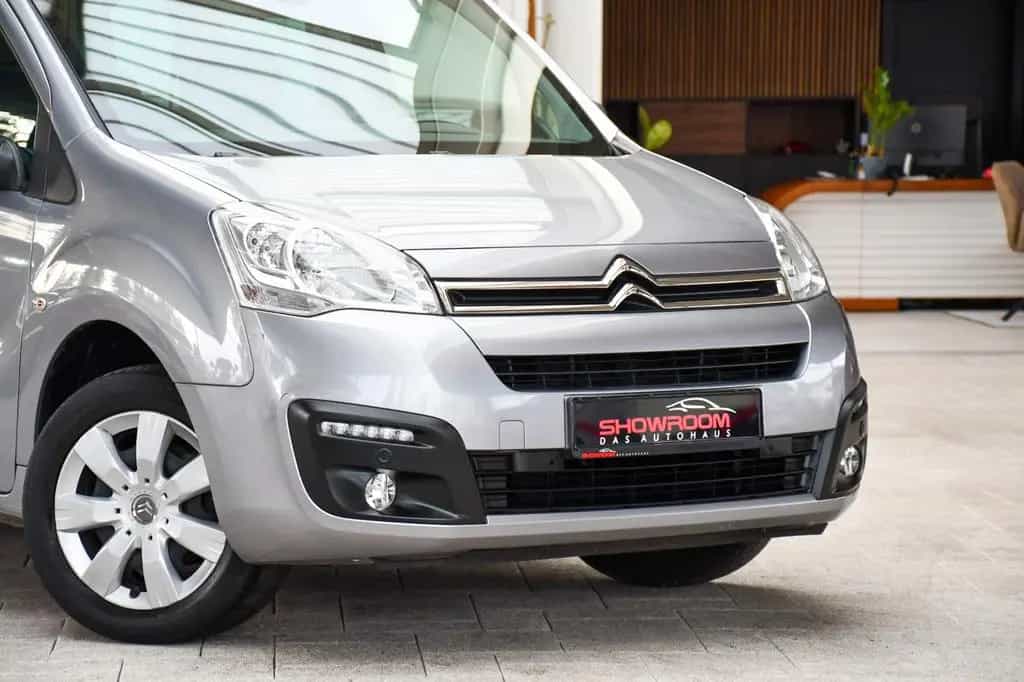 Citroën Berlingo Kombi Selection 2.Hand R-Kamera 58tkm! 06/2018-photo-24