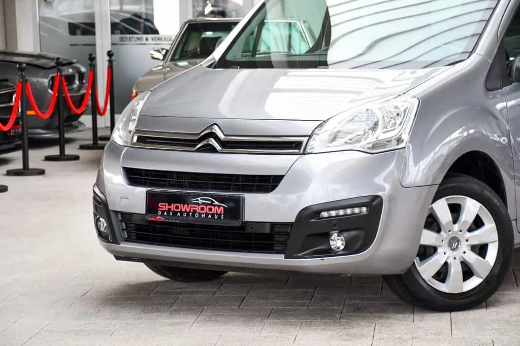 Citroën Berlingo Kombi Selection 2.Hand R-Kamera 58tkm! 06/2018-photo-26