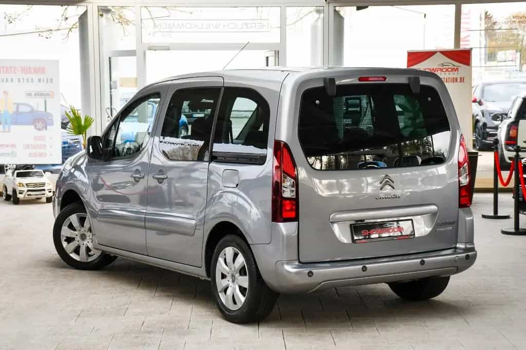 Citroën Berlingo Kombi Selection 2.Hand R-Kamera 58tkm! 06/2018-photo-3
