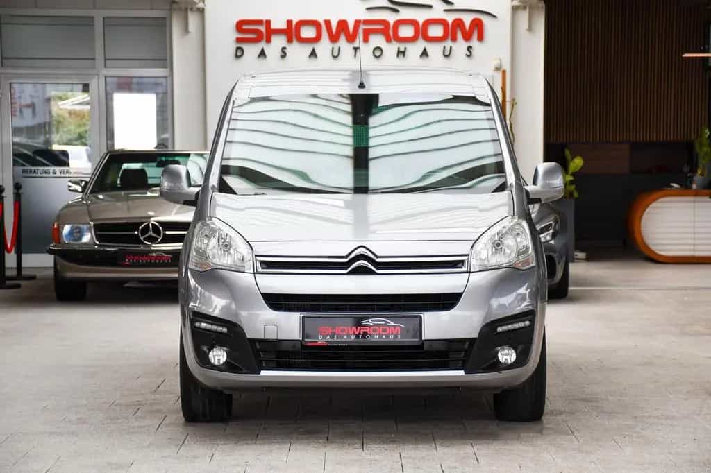 Citroën Berlingo Kombi Selection 2.Hand R-Kamera 58tkm! 06/2018-photo-4