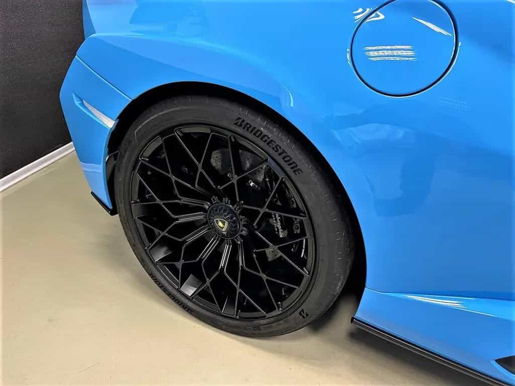Lamborghini STO Carbon Lifting 20" Sportsitze 09/2022-photo-25