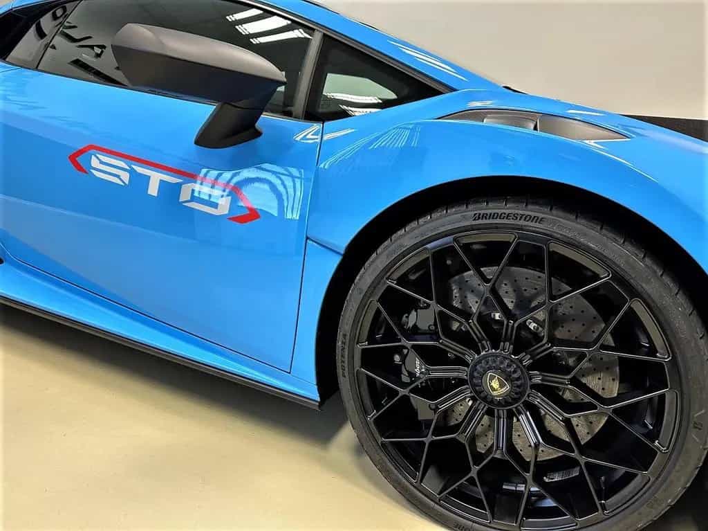 Lamborghini STO Carbon Lifting 20" Sportsitze 09/2022-photo-26