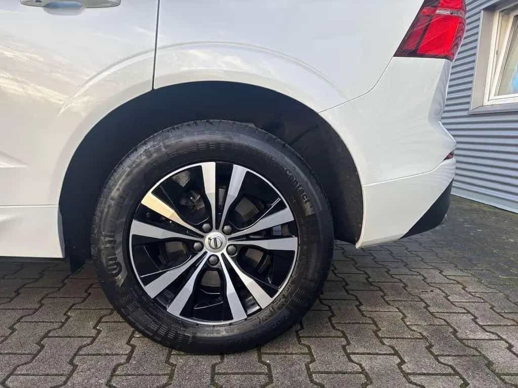 Volvo XC60 B4 D Geartronic Momentum Pro 06/2021-photo-11