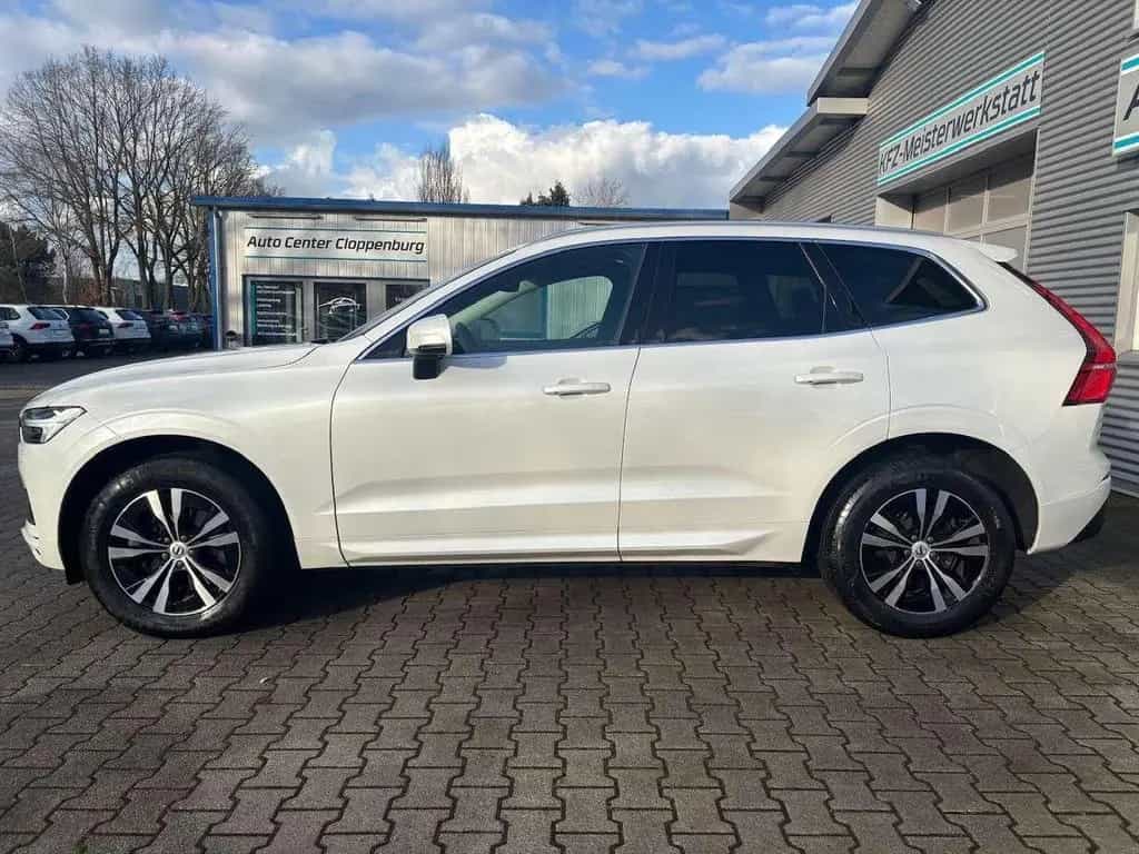 Volvo XC60 B4 D Geartronic Momentum Pro 06/2021-photo-9