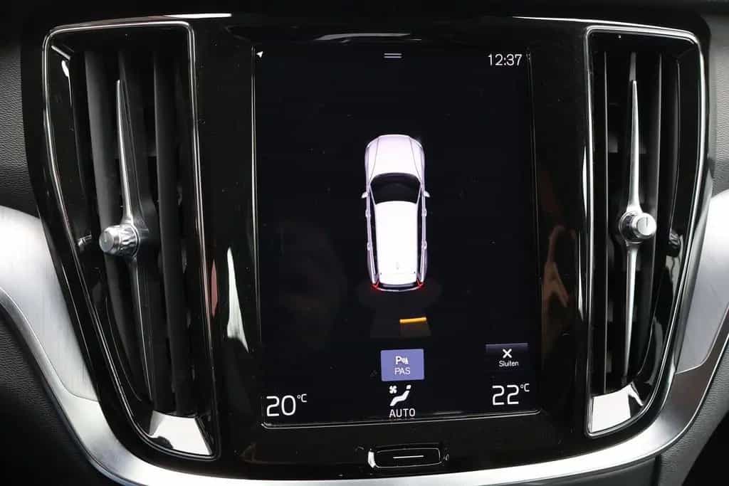 Volvo V60 2.0 D4 Momentum Pro | Origineel NL | Trekhaa 01/2020-photo-11