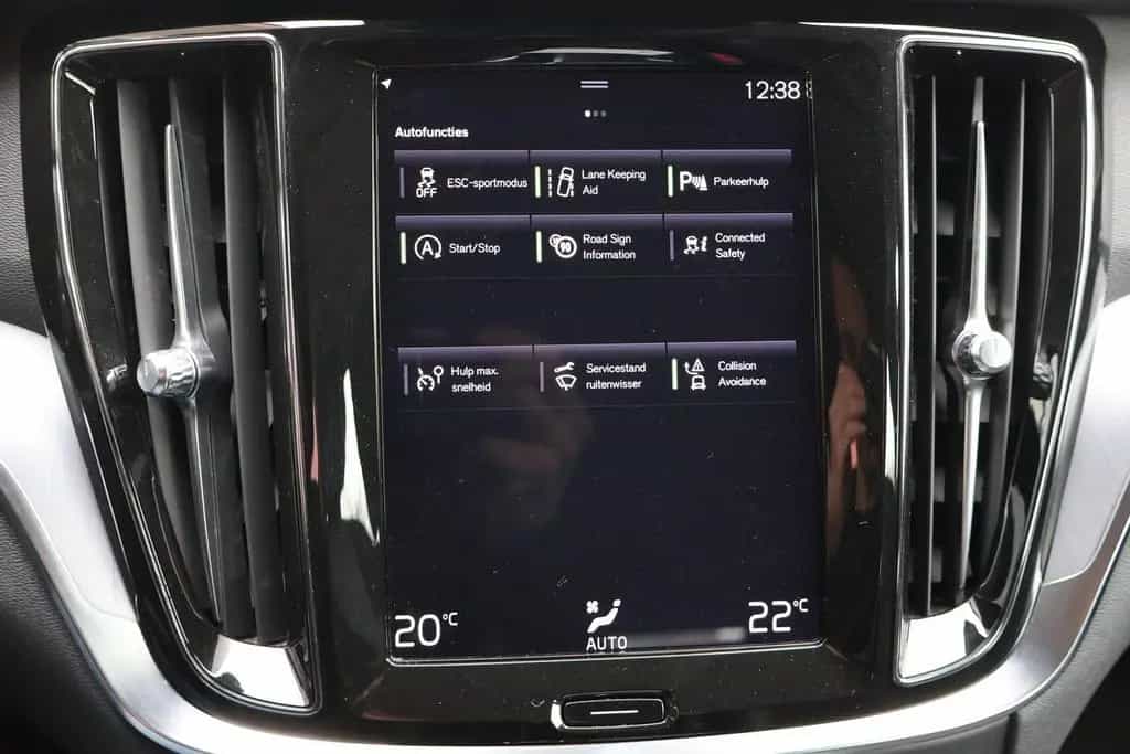 Volvo V60 2.0 D4 Momentum Pro | Origineel NL | Trekhaa 01/2020-photo-13