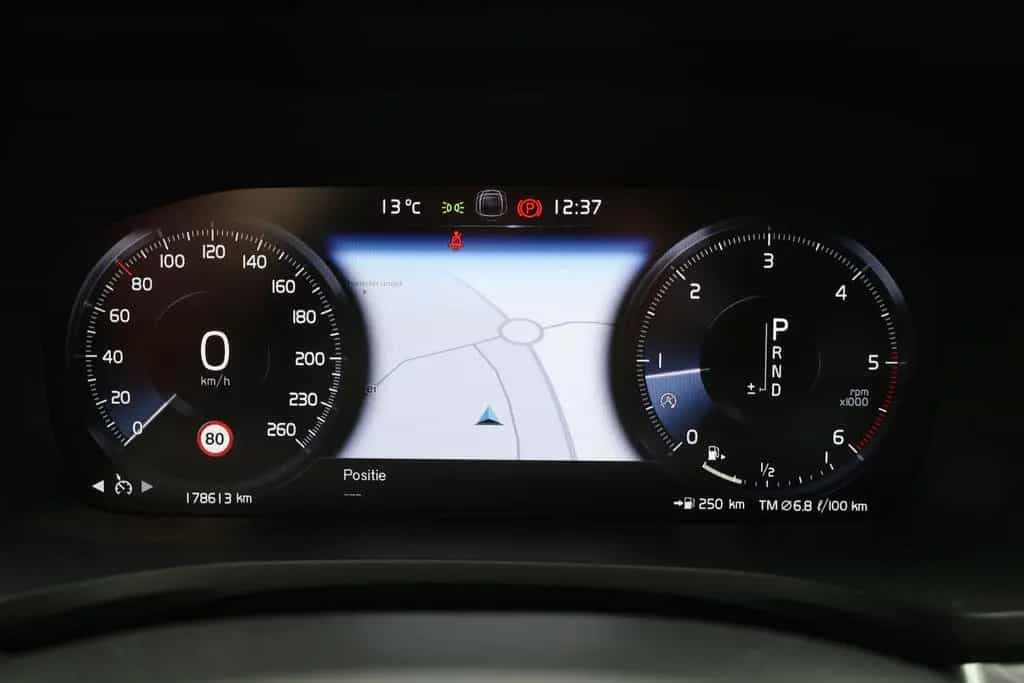 Volvo V60 2.0 D4 Momentum Pro | Origineel NL | Trekhaa 01/2020-photo-8