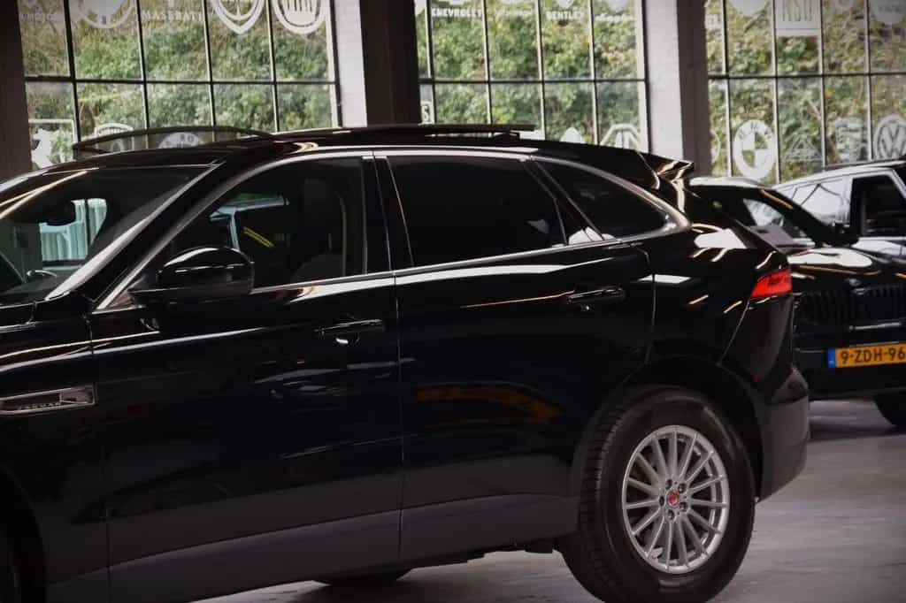 Jaguar F-Pace 35t AWD V6 Prestige Autom Panoramadach 04/2017-photo-13