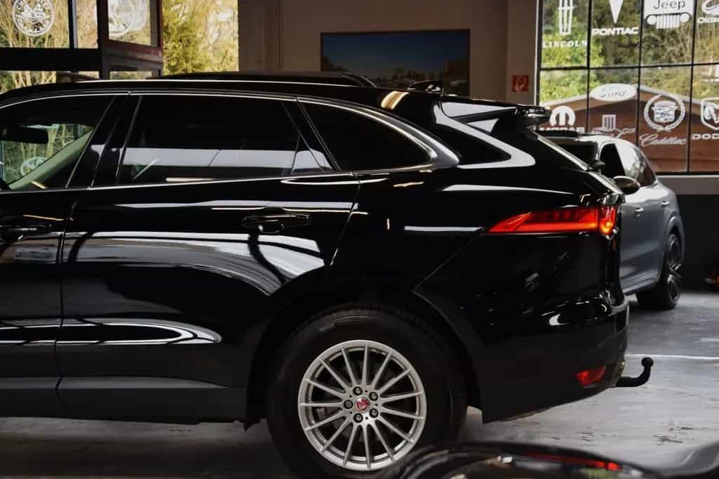 Jaguar F-Pace 35t AWD V6 Prestige Autom Panoramadach 04/2017-photo-23