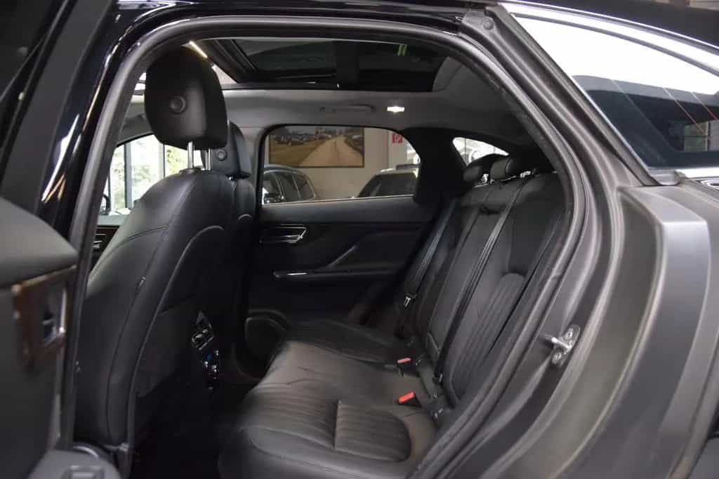 Jaguar F-Pace 35t AWD V6 Prestige Autom Panoramadach 04/2017-photo-6