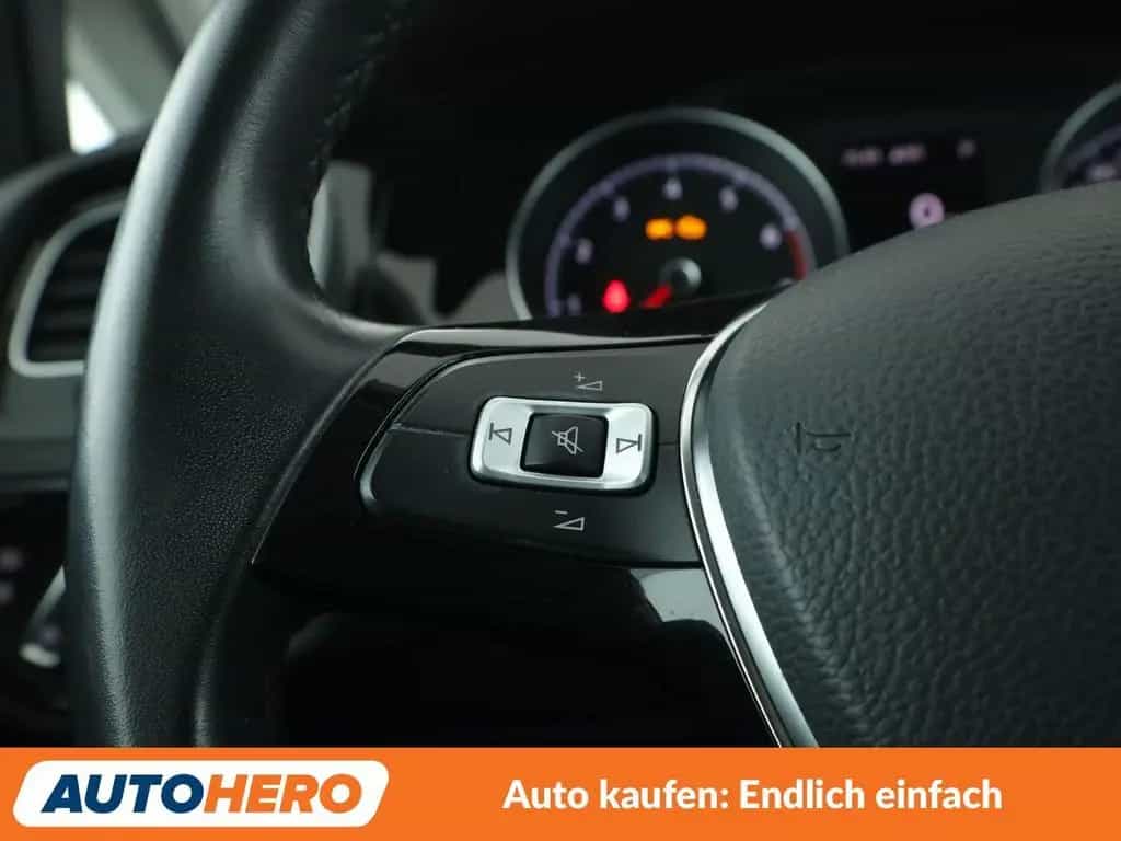 Volkswagen Golf VII 1.0 TSI Join Aut*NAVI*PDC*SHZ*ALU*KLIMA 05/2018-photo-28