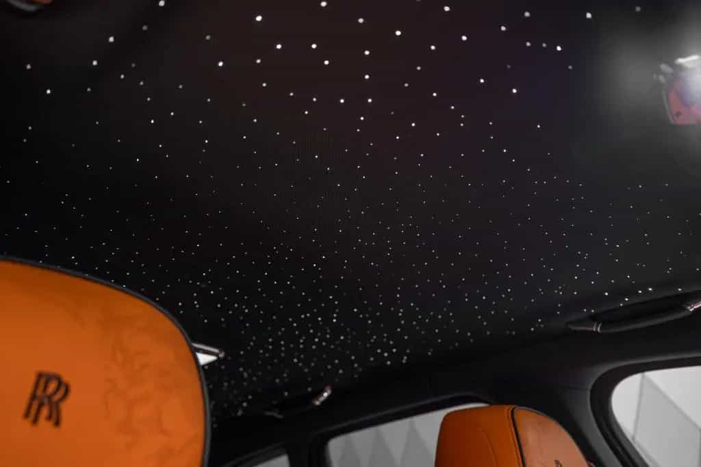 Rolls-Royce Cullinan BLACK BADGE 2026 BLACK/ORANGE 4 SEATS 03/2026-photo-28