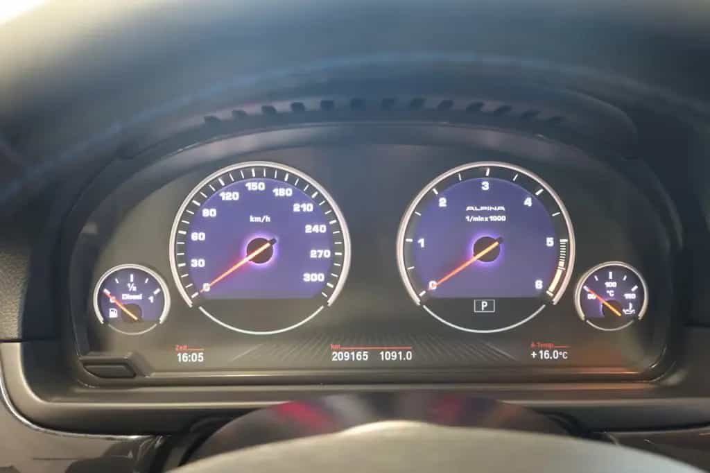 ALPINA D5 3.0 Bi-Turbo Touring HUD Bi-Xenon PDC Pano 12/2013-photo-16