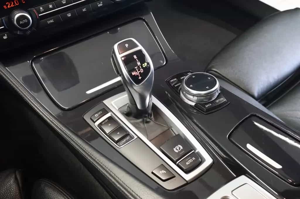 ALPINA D5 3.0 Bi-Turbo Touring HUD Bi-Xenon PDC Pano 12/2013-photo-18