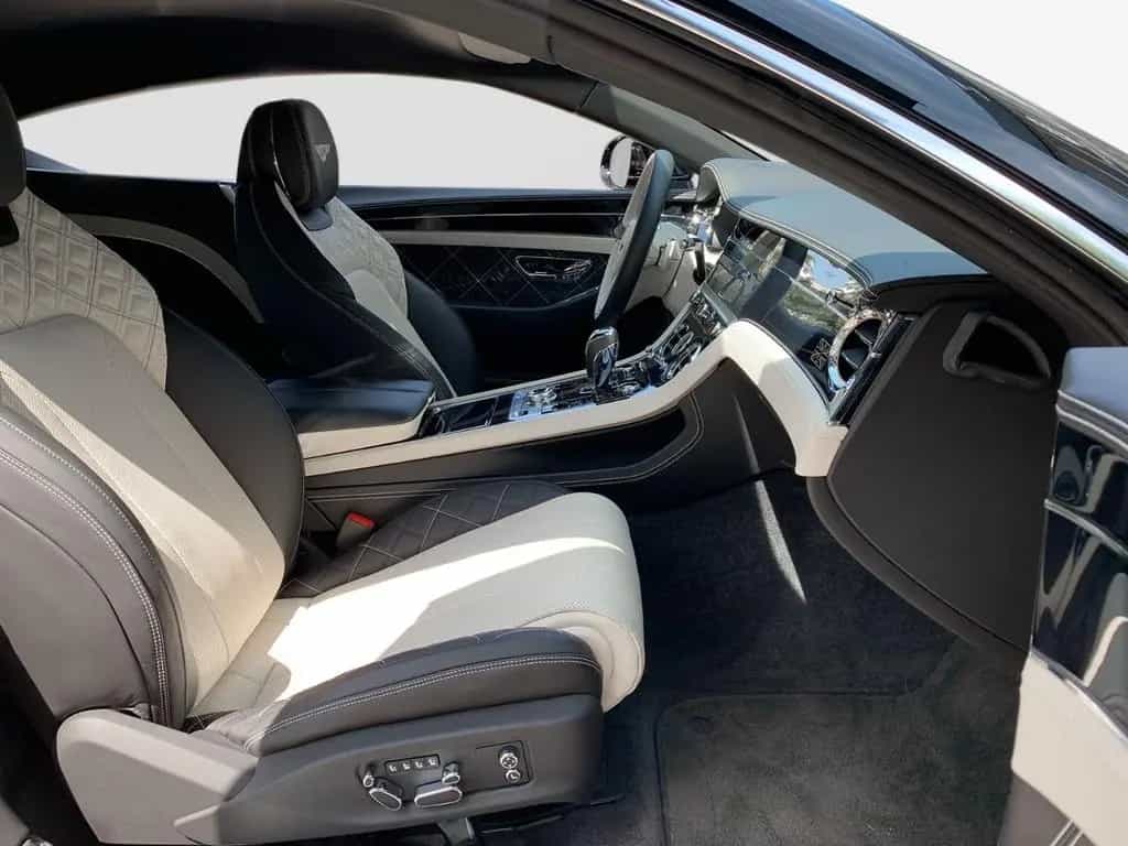Bentley New Continental GT W12 First Edition 07/2018-photo-13