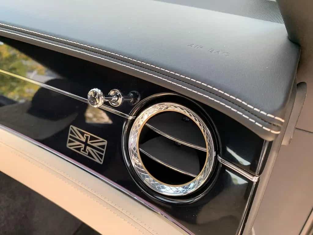 Bentley New Continental GT W12 First Edition 07/2018-photo-19