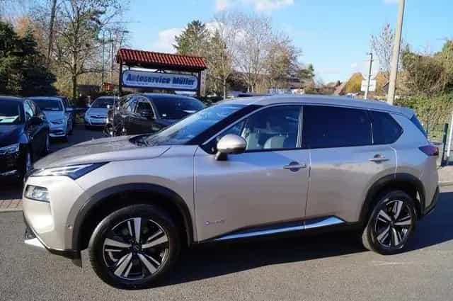 Nissan X-Trail 1.5 VC-T e-4ORCE 213PS 4x4 ACC-PanoramaD 10/2022-photo-1