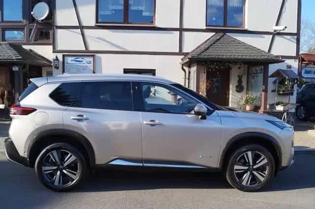 Nissan X-Trail 1.5 VC-T e-4ORCE 213PS 4x4 ACC-PanoramaD 10/2022-photo-26