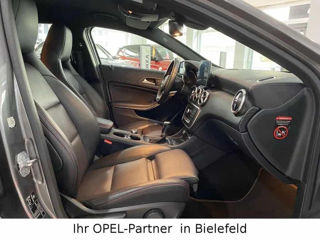 Mercedes-Benz A-Class 200 AMG-LINE/LEDER/NAVI/SHZ/PDC/HARMAN-KARDON 03/2018-photo-11