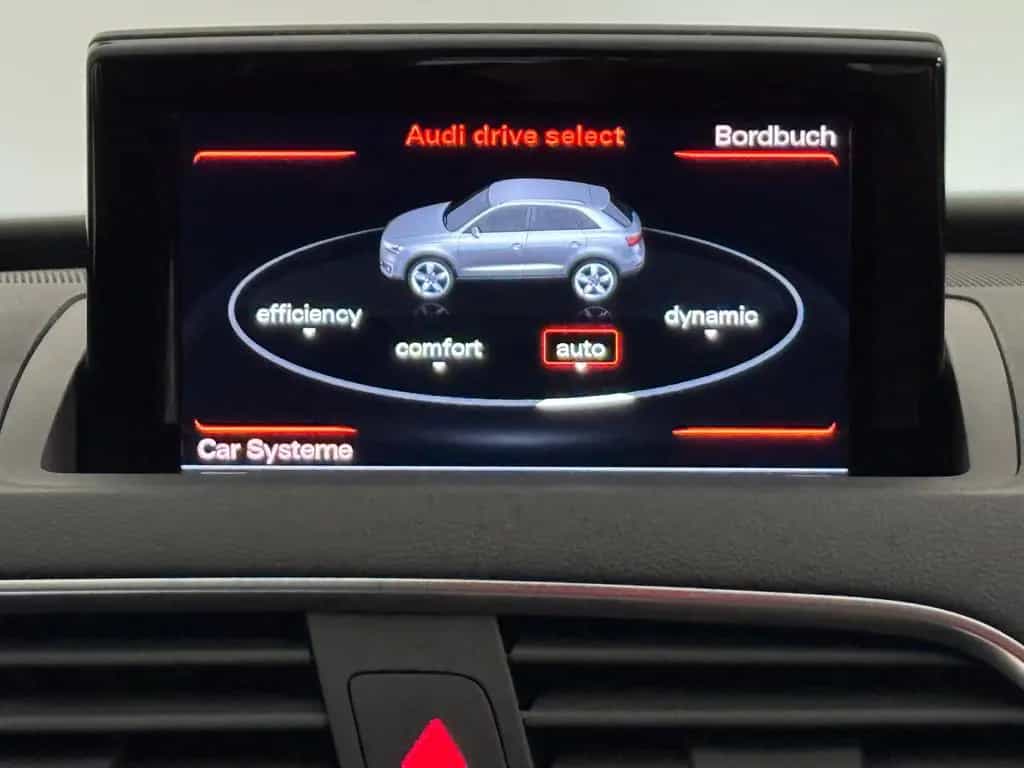Audi Q3 1.4 TFSI sport AHK LED Navi Parkhilfe Sound 07/2018-photo-19