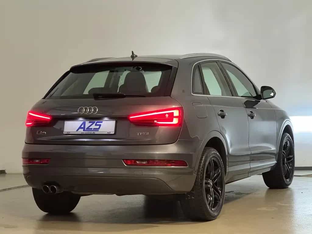 Audi Q3 1.4 TFSI sport AHK LED Navi Parkhilfe Sound 07/2018-photo-6
