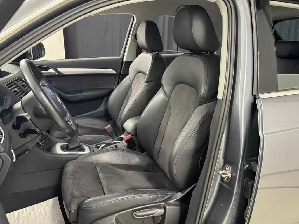 Audi Q3 1.4 TFSI sport AHK LED Navi Parkhilfe Sound 07/2018-photo-8