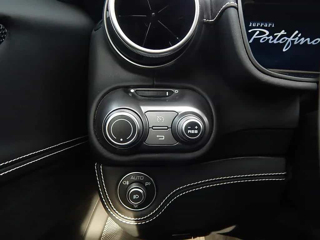 Ferrari Portofino 3.9T V8 07/2020-photo-21