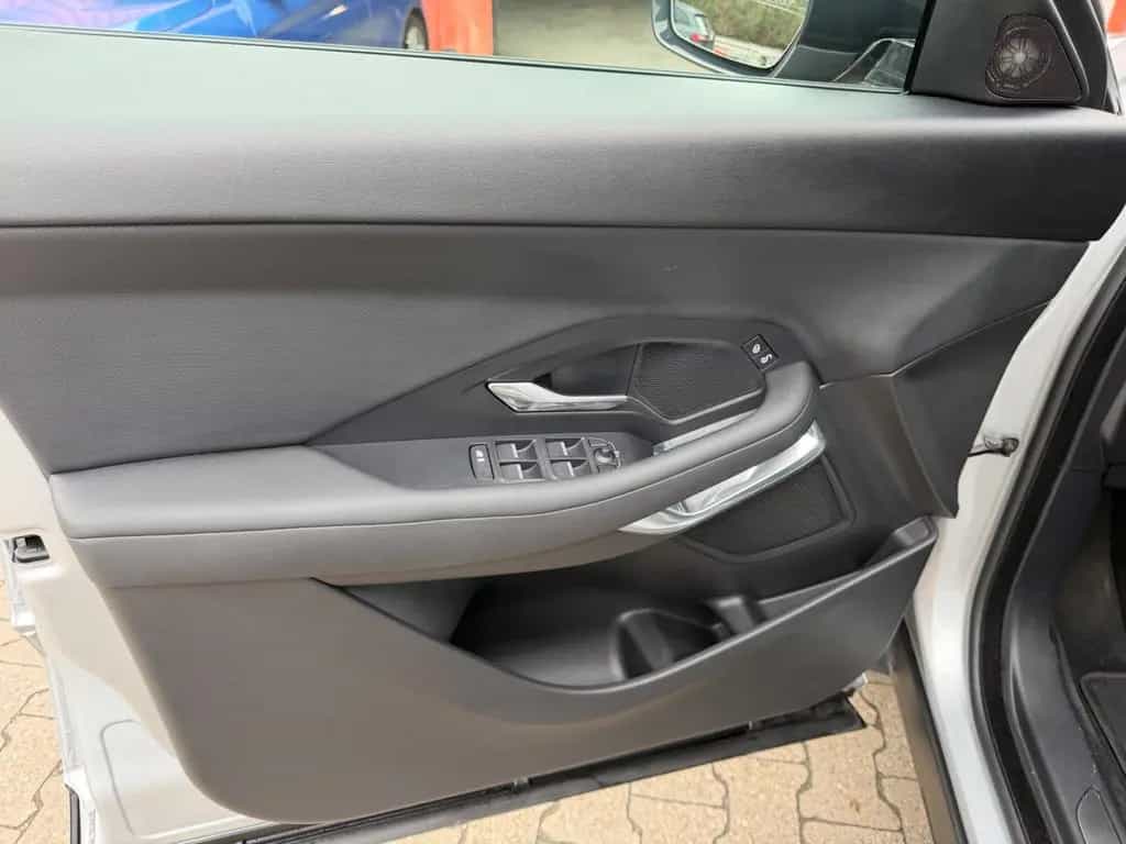 Jaguar E-Pace AWD Automatik/Navi/LED/Pano 10/2018-photo-10