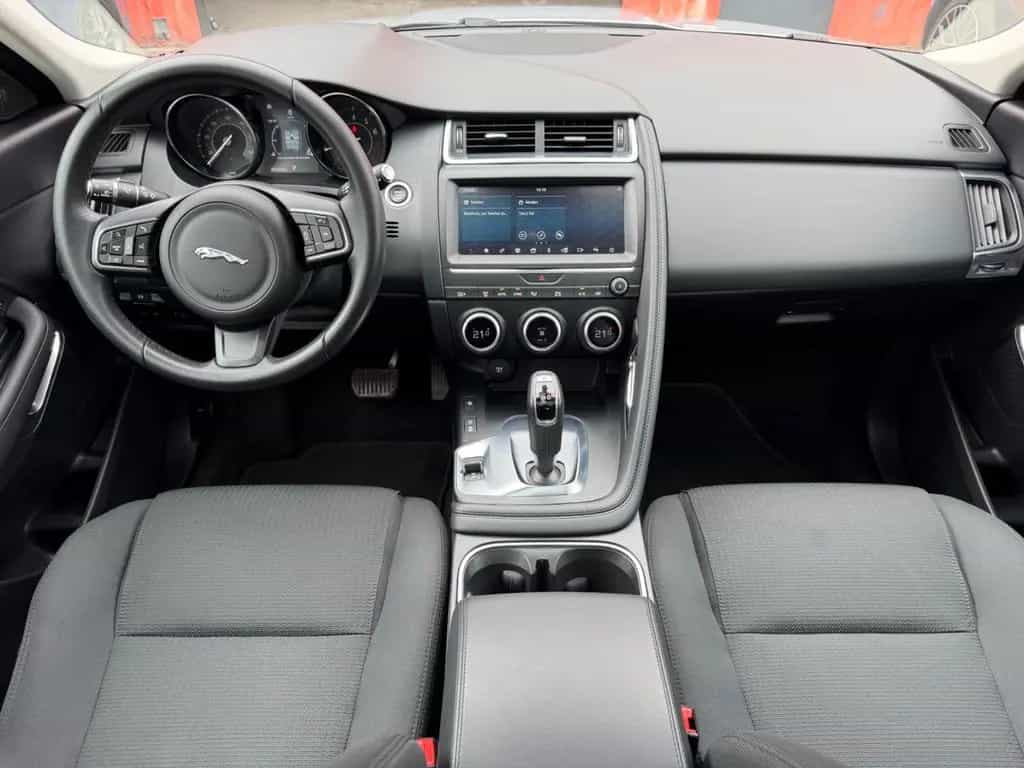 Jaguar E-Pace AWD Automatik/Navi/LED/Pano 10/2018-photo-16