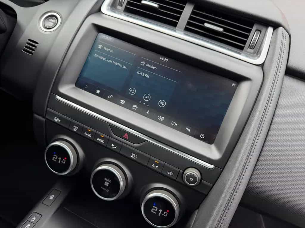 Jaguar E-Pace AWD Automatik/Navi/LED/Pano 10/2018-photo-22