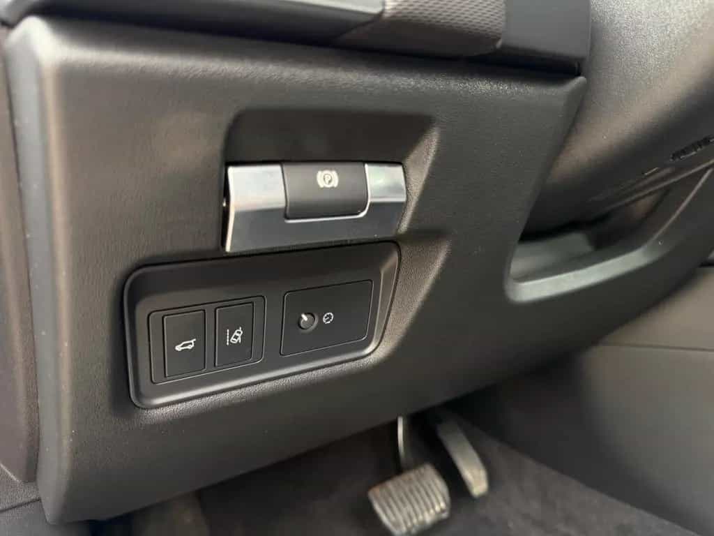 Jaguar E-Pace AWD Automatik/Navi/LED/Pano 10/2018-photo-25