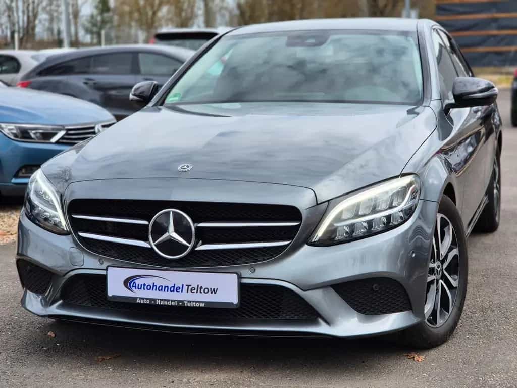Mercedes-Benz C-Class 300 Limousine *Night Paket *LED *Ambiente 11/2018-photo-0