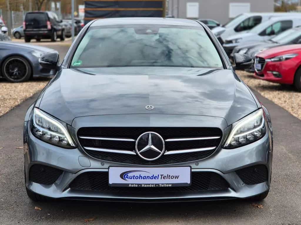 Mercedes-Benz C-Class 300 Limousine *Night Paket *LED *Ambiente 11/2018-photo-1