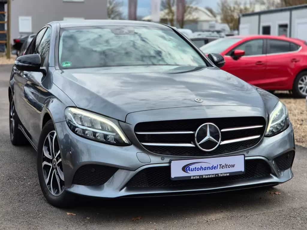 Mercedes-Benz C-Class 300 Limousine *Night Paket *LED *Ambiente 11/2018-photo-2