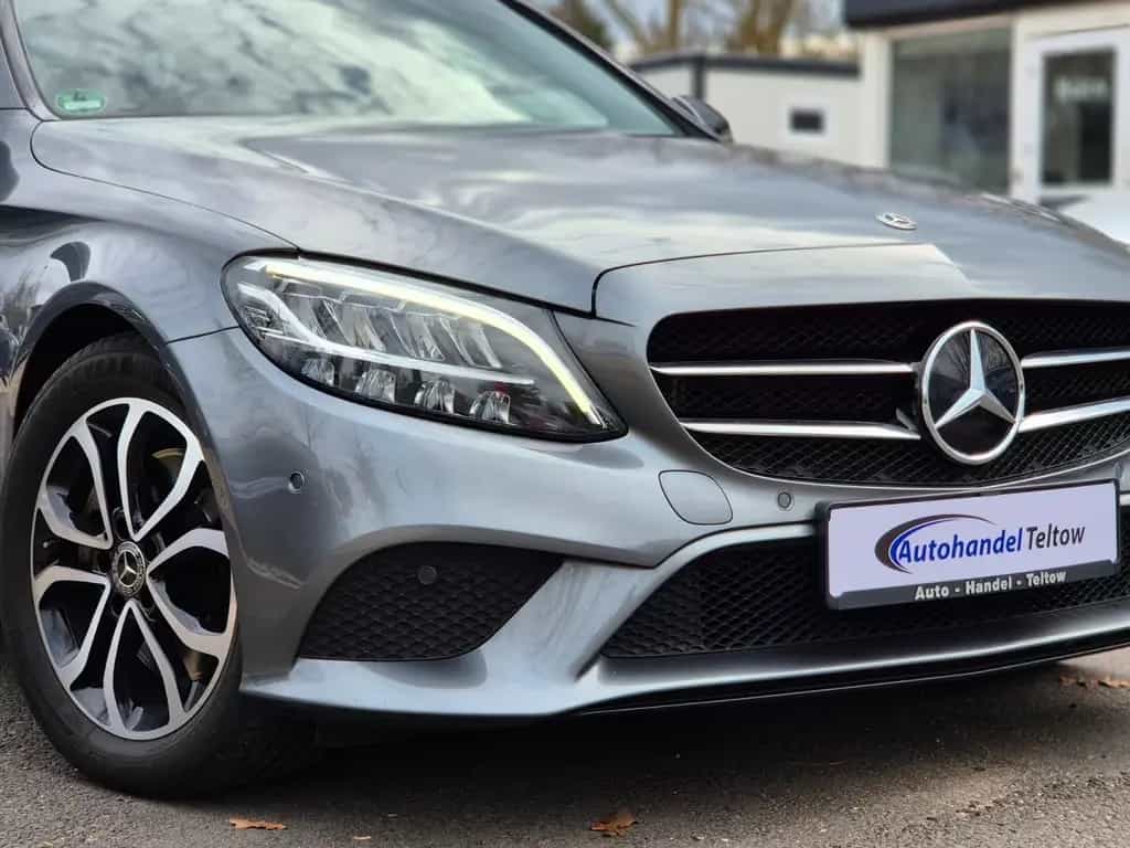Mercedes-Benz C-Class 300 Limousine *Night Paket *LED *Ambiente 11/2018-photo-3