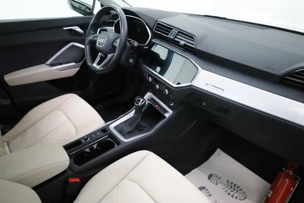 Audi Q3 Sportback 35 TDI Leder,Navi,LED,SH,Kamera,AHK 11/2021-photo-4