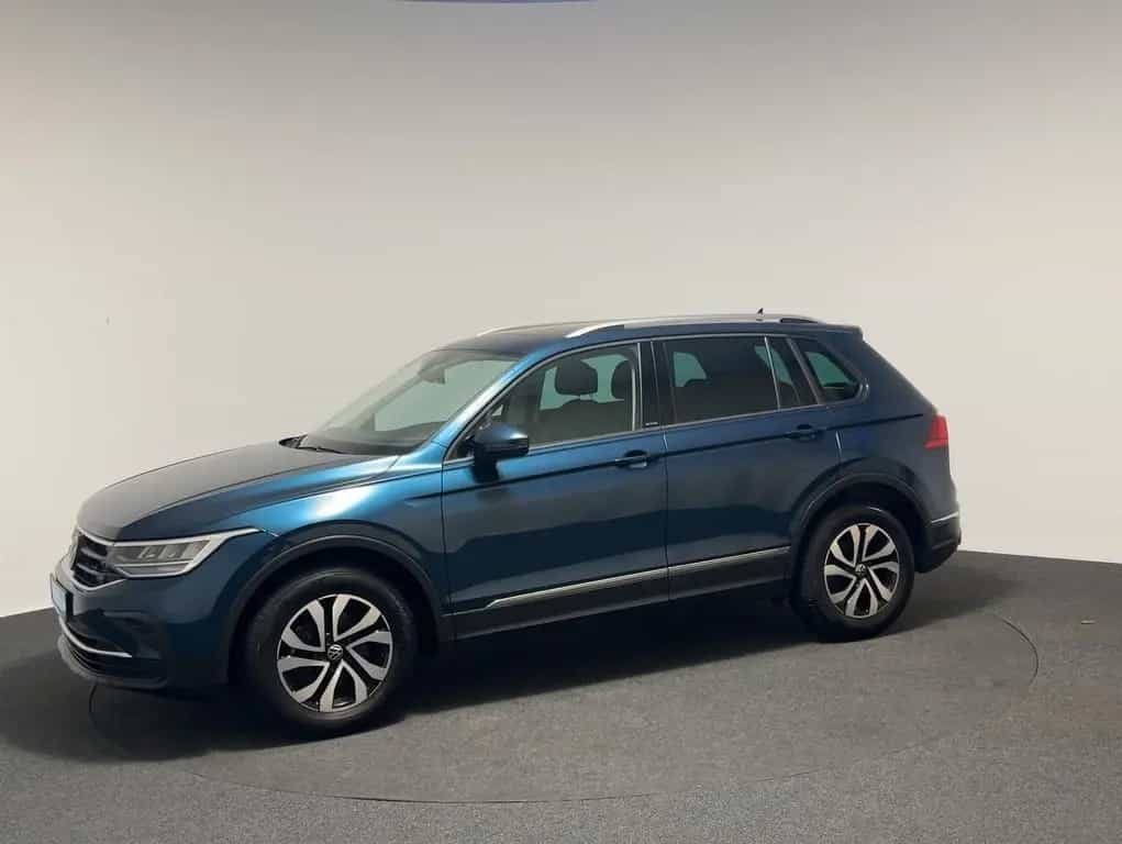Volkswagen Tiguan 1.5 TSI Active 02/2022-photo-5
