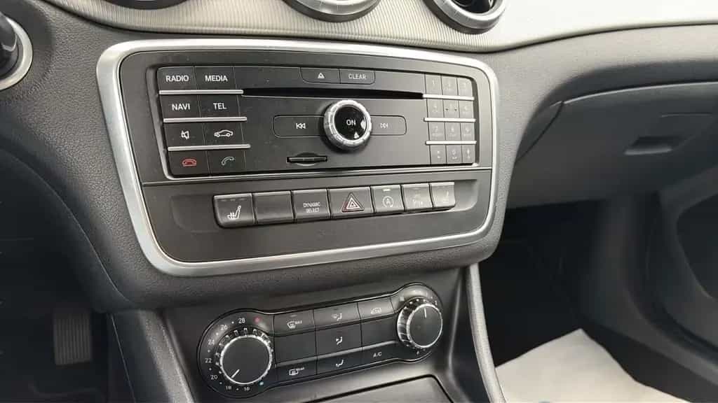 Mercedes-Benz CLA-Class *Automatik*2.Hand*SHZ*Temp.*Navi*PDC*ALU 11/2015-photo-12