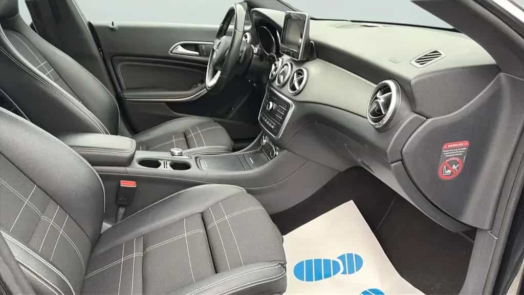 Mercedes-Benz CLA-Class *Automatik*2.Hand*SHZ*Temp.*Navi*PDC*ALU 11/2015-photo-25