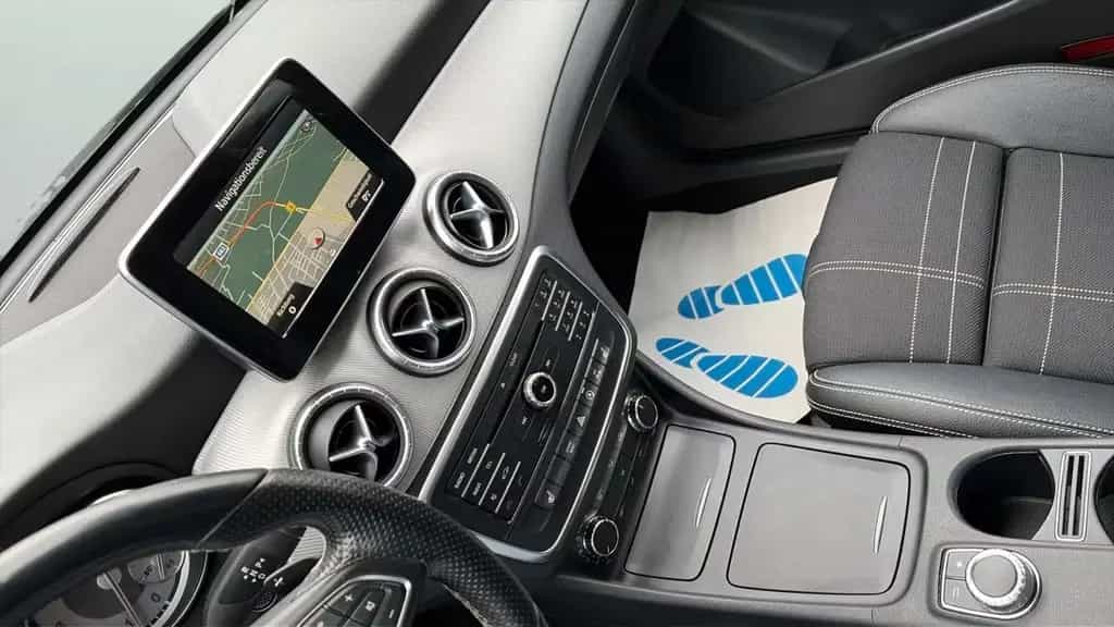 Mercedes-Benz CLA-Class *Automatik*2.Hand*SHZ*Temp.*Navi*PDC*ALU 11/2015-photo-9
