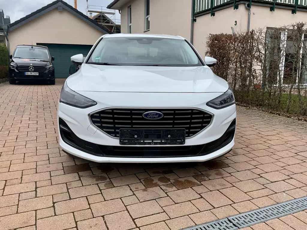 Ford Focus 1,0 EcoBoost Hybrid 92kW Titanium Desi... 02/2023-photo-2