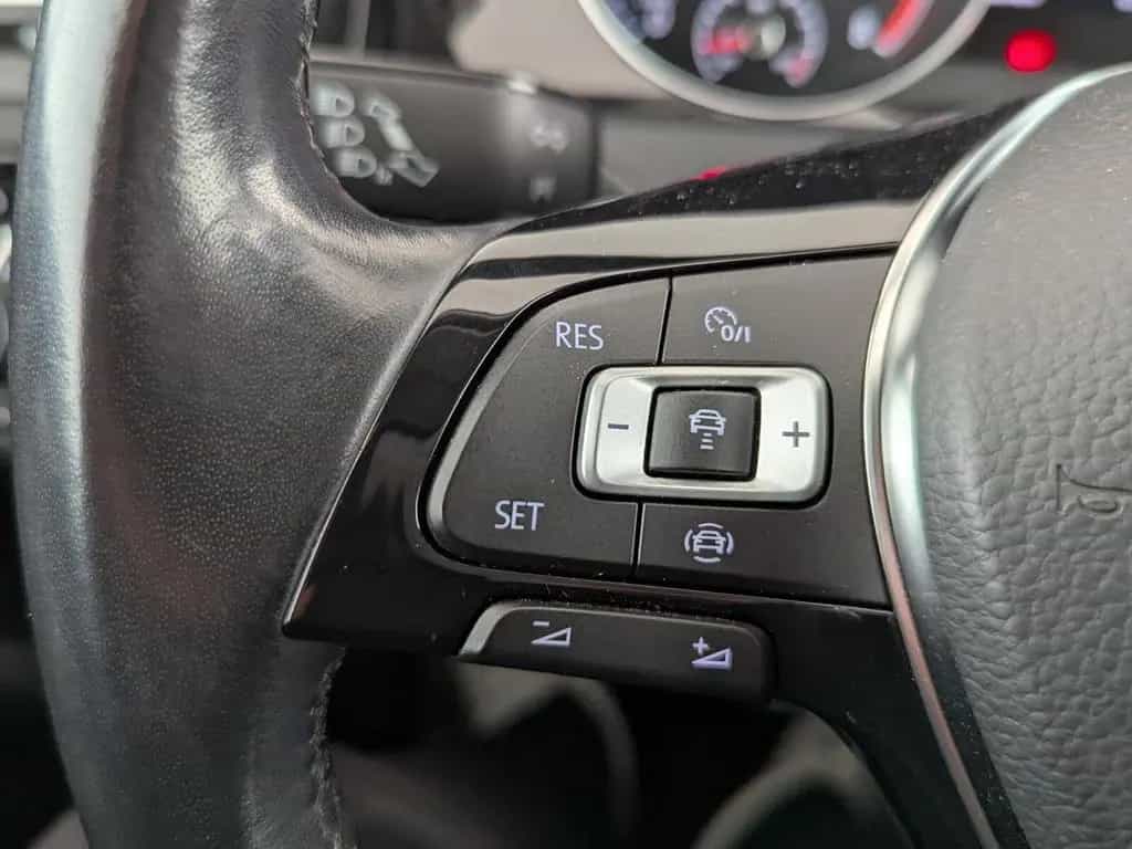 Volkswagen Golf VII 1.5 TSI ACT Join LED+NAVI+STDHZG+ACC+ 09/2018-photo-23
