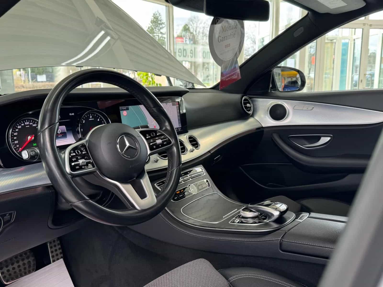 Mercedes-Benz E-Class 220 02/2020-photo-16