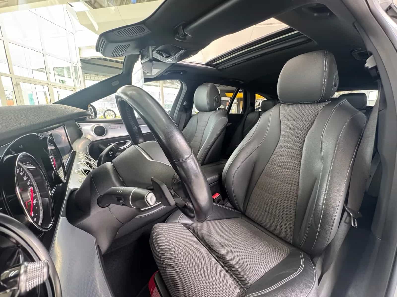Mercedes-Benz E-Class 220 02/2020-photo-20