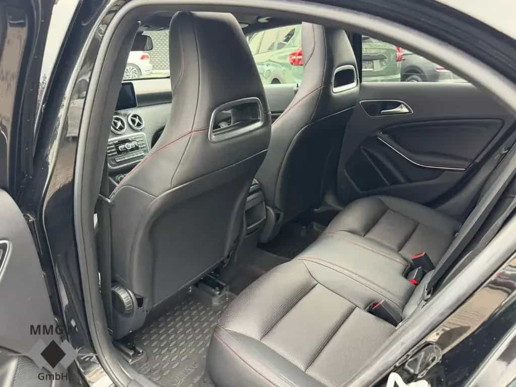 Mercedes-Benz A 250 4Matic AMG Sport Line Pano/Navi/BiXenon//S 02/2014-photo-11