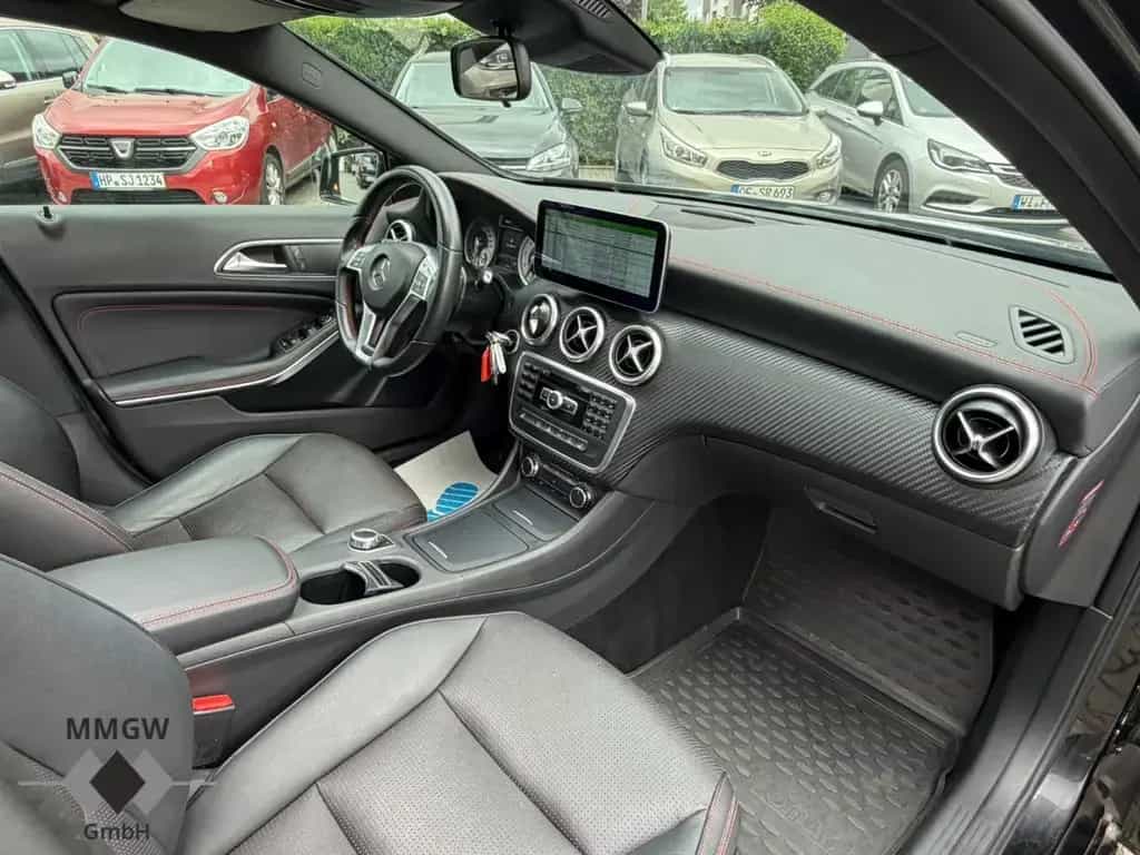 Mercedes-Benz A 250 4Matic AMG Sport Line Pano/Navi/BiXenon//S 02/2014-photo-16