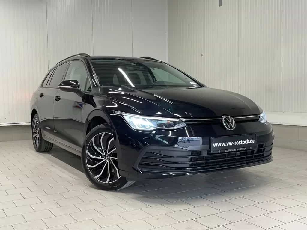 Volkswagen Golf VIII Variant Life 1.0 eTSI DSG RFK NAVI TRA 10/2022-photo-8