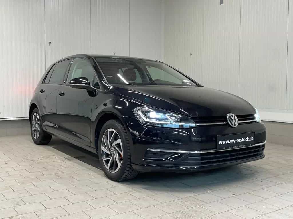 Volkswagen Golf VII Sound 1.4 TSI DSG NAVI SHZ 02/2018-photo-1