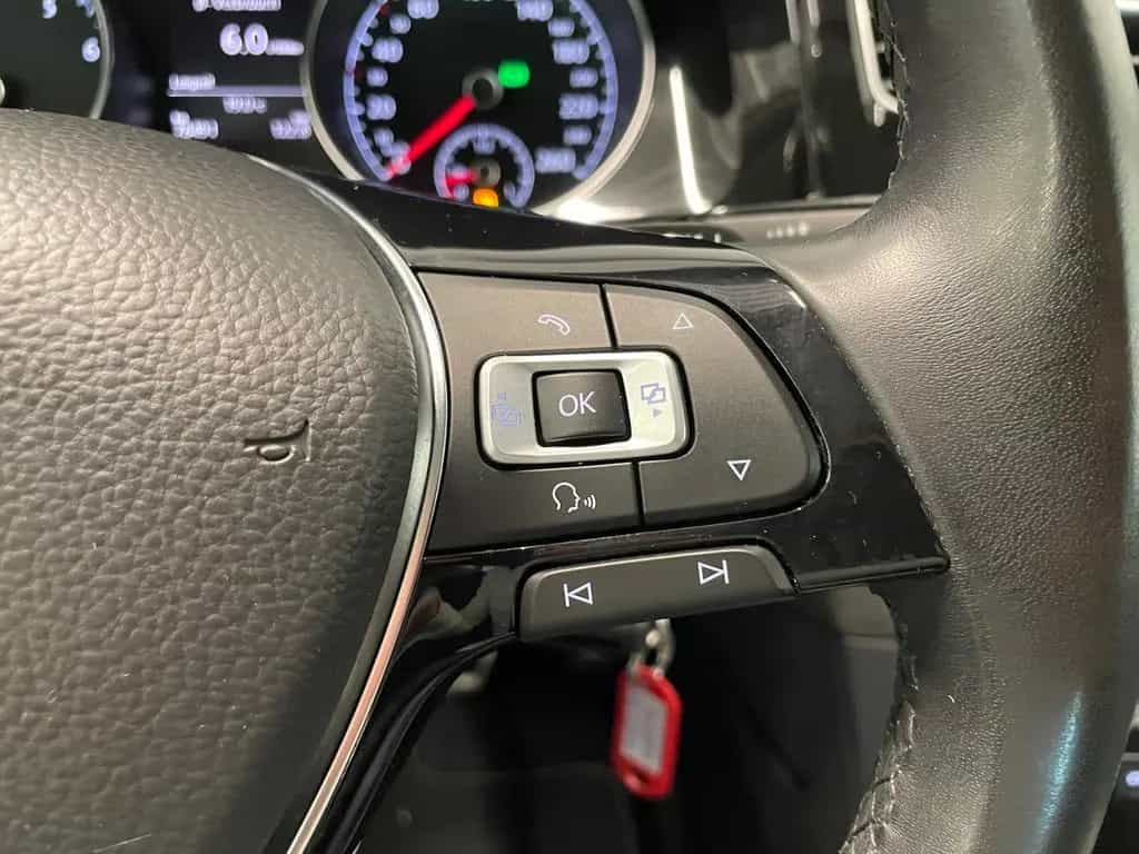 Volkswagen Golf VII Sound 1.4 TSI DSG NAVI SHZ 02/2018-photo-14