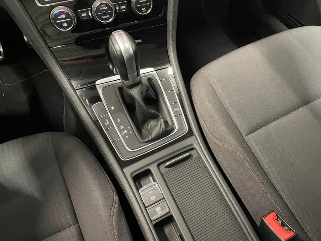 Volkswagen Golf VII Sound 1.4 TSI DSG NAVI SHZ 02/2018-photo-20